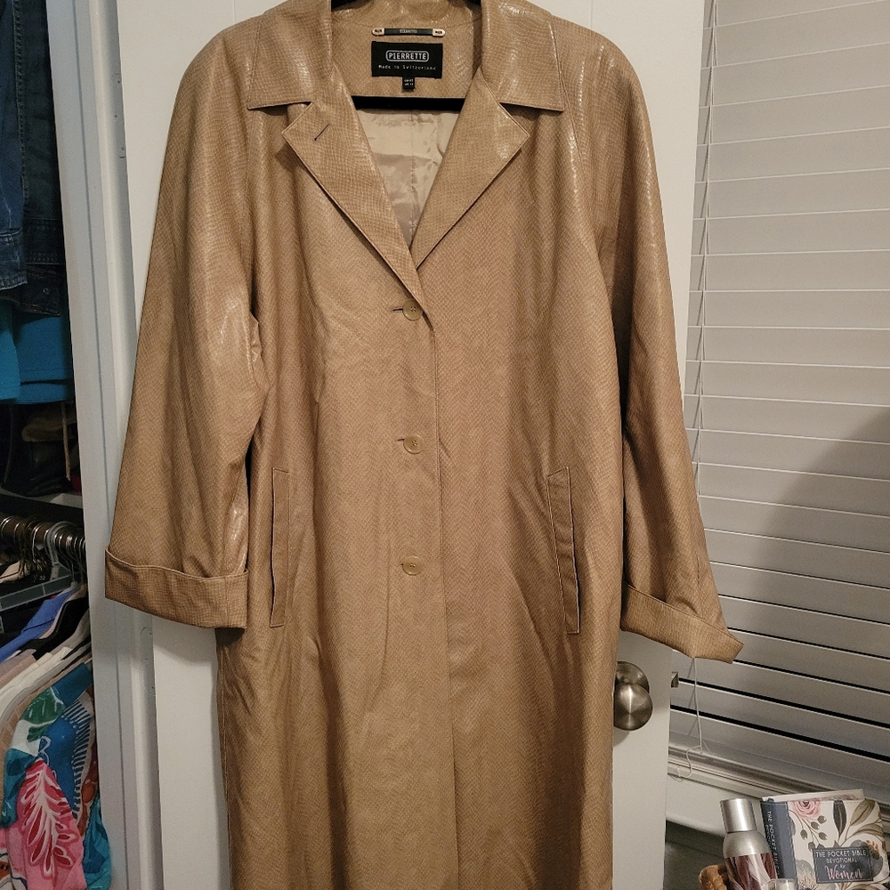 Pierette Women's Raincoat